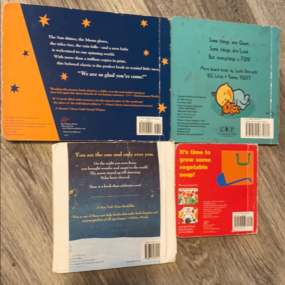 Set of four hardback kids books - Picture 2 of 4